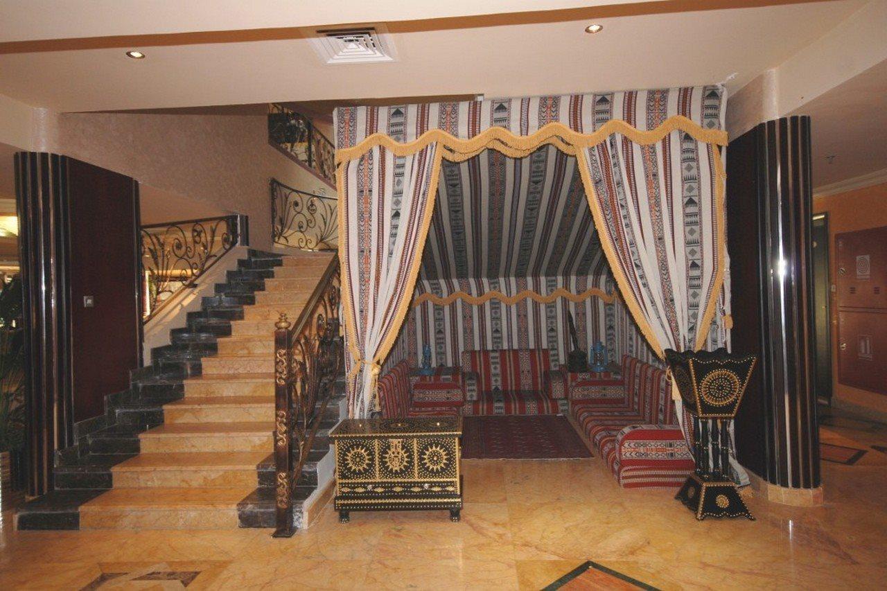 Al Bustan Hotel Шарджа Экстерьер фото