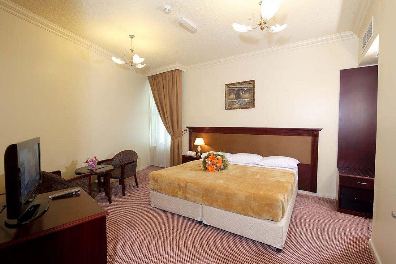 Al Bustan Hotel Шарджа Экстерьер фото