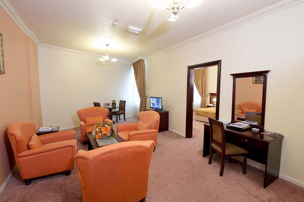 Al Bustan Hotel Шарджа Экстерьер фото