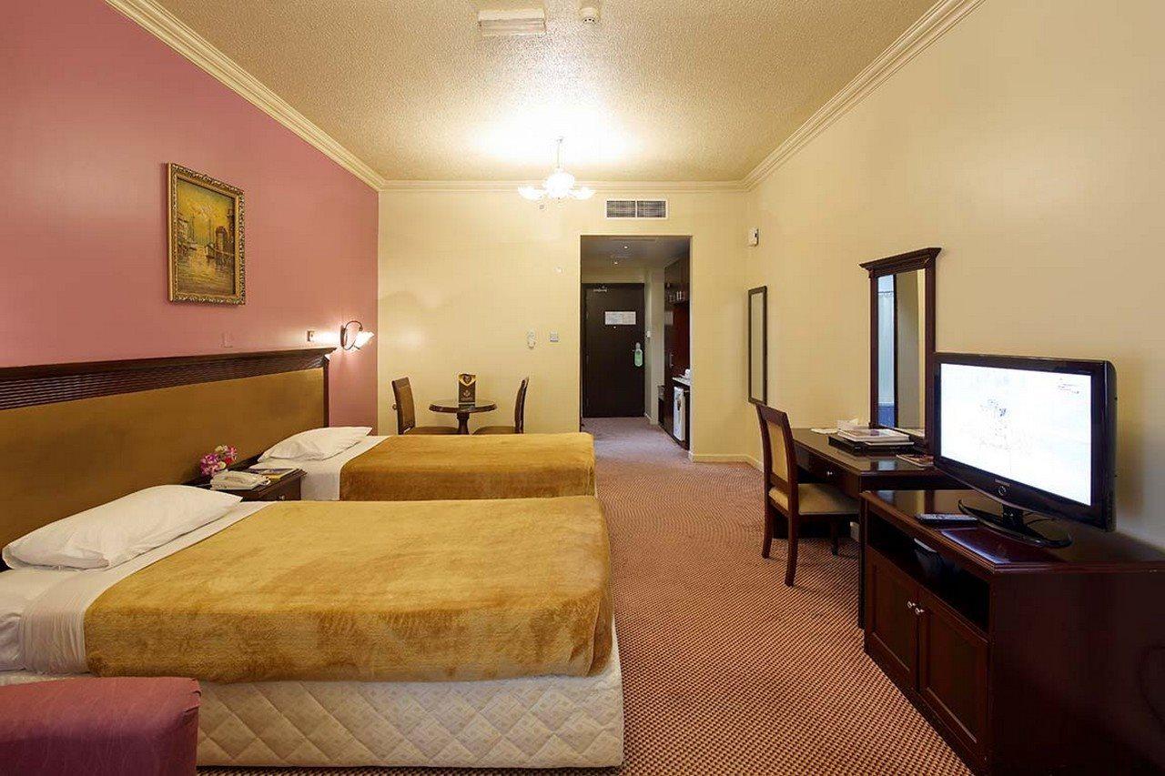 Al Bustan Hotel Шарджа Экстерьер фото
